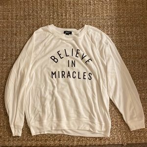 NWT Wild Fox pullover sweatshirt size medium